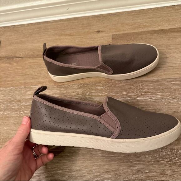 Koolaburra by Ugg Kellen Slip On Purple Shoes 8 - Picture 1 of 9